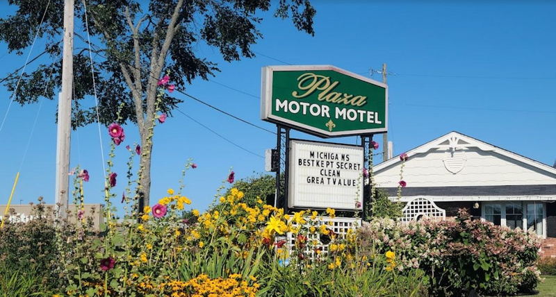 Plaza Motor Motel - Web Listing Photo